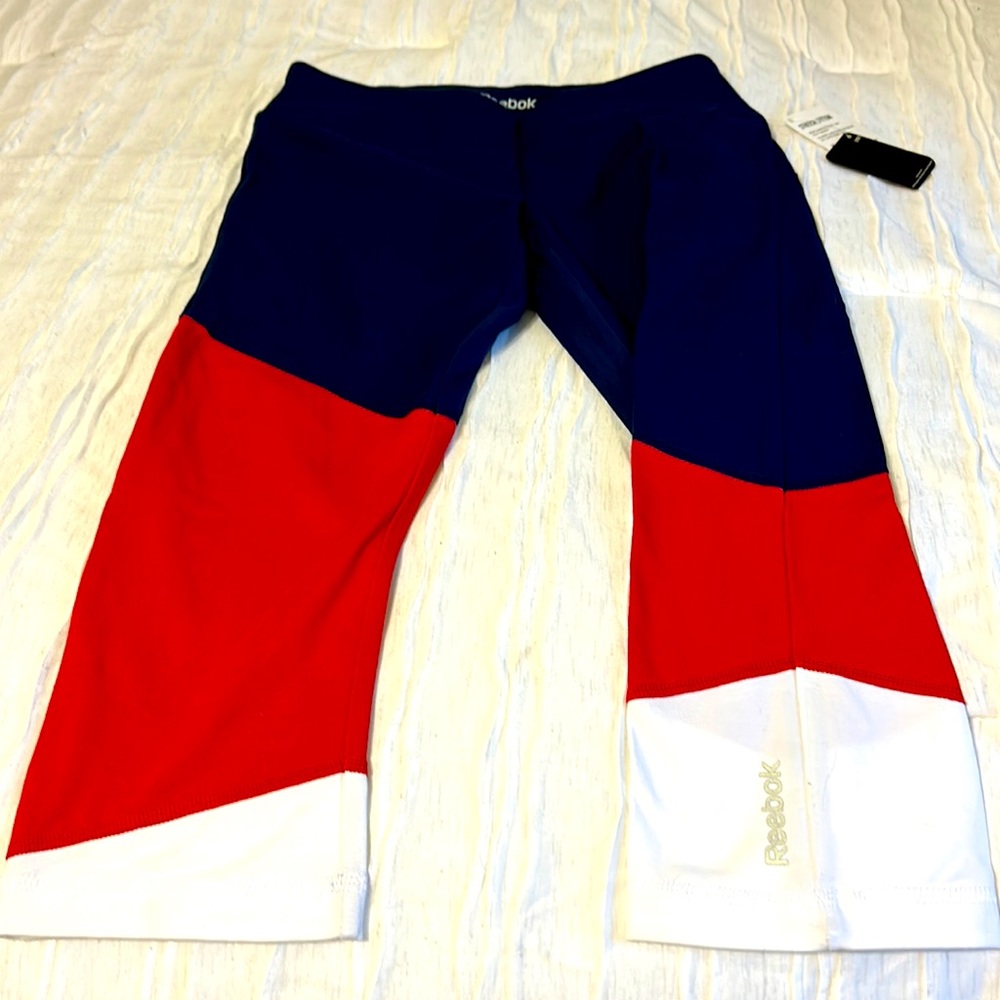 Reebok leggings crop size med brand new with tags